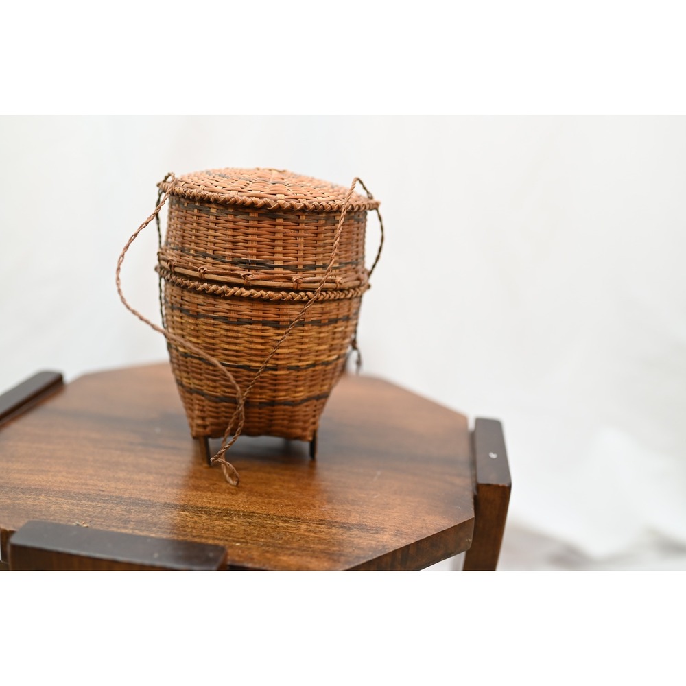 Vintage Footed Woven Basket with Lid and Handle Brown Boho Decor 6.5" Tall